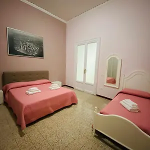 Appartamento E Casa Di, Napoli