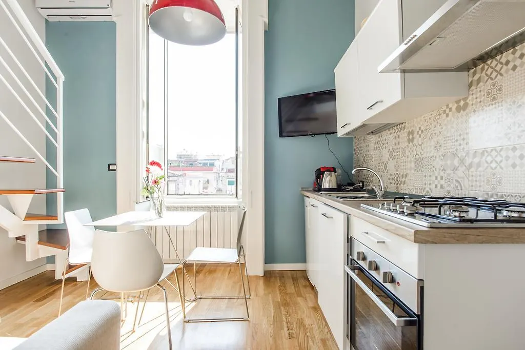 Stay In Naples Flats شقة